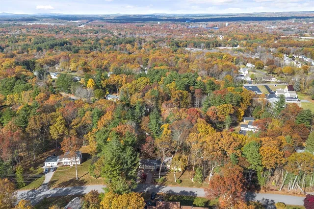 $725,000 | 14 Arbutus Avenue, Chelmsford, MA 01824