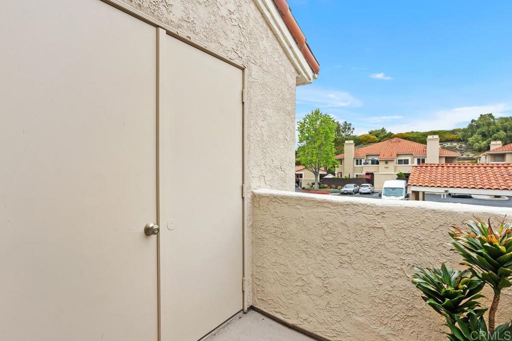 102 Sea Cliff Way Oceanside, CA 92056 - Photo 27 of 44