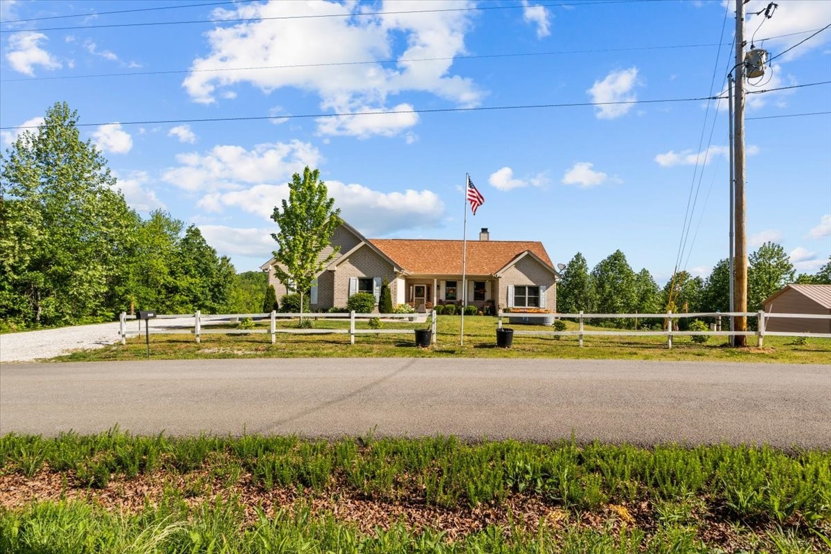 2440 Richland Harbor Road Waverly, TN 37185 - Photo 3 of 51 Gallery Image 3