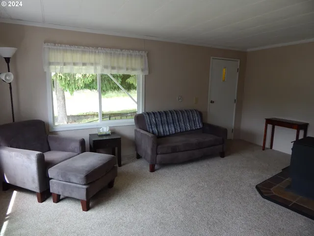 $340,000 | 53194 Columbia River Highway, Scappoose, OR 97056