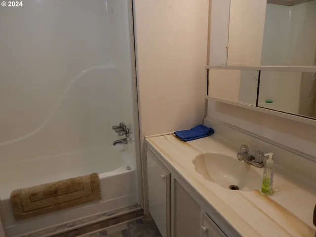 $340,000 | 53194 Columbia River Highway, Scappoose, OR 97056