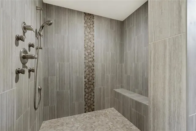 $430,000 | 22915 South Ridgeview Drive, Peculiar, MO 64078