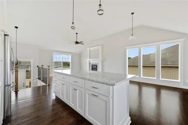 $430,000 | 22915 South Ridgeview Drive, Peculiar, MO 64078