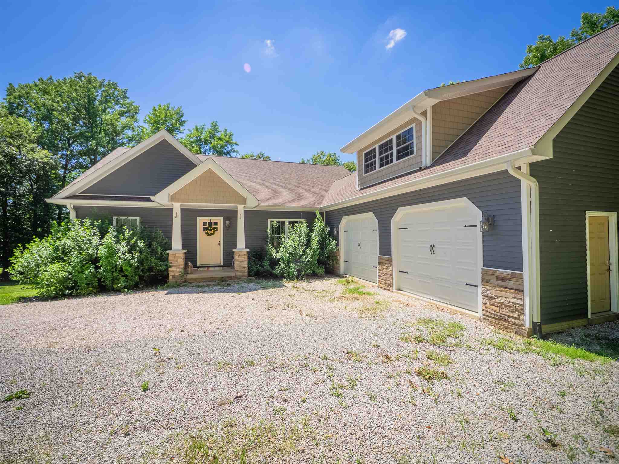 2526 West Division Road Petersburg, IN 47567 - Photo 2 of 35 Gallery Image 2