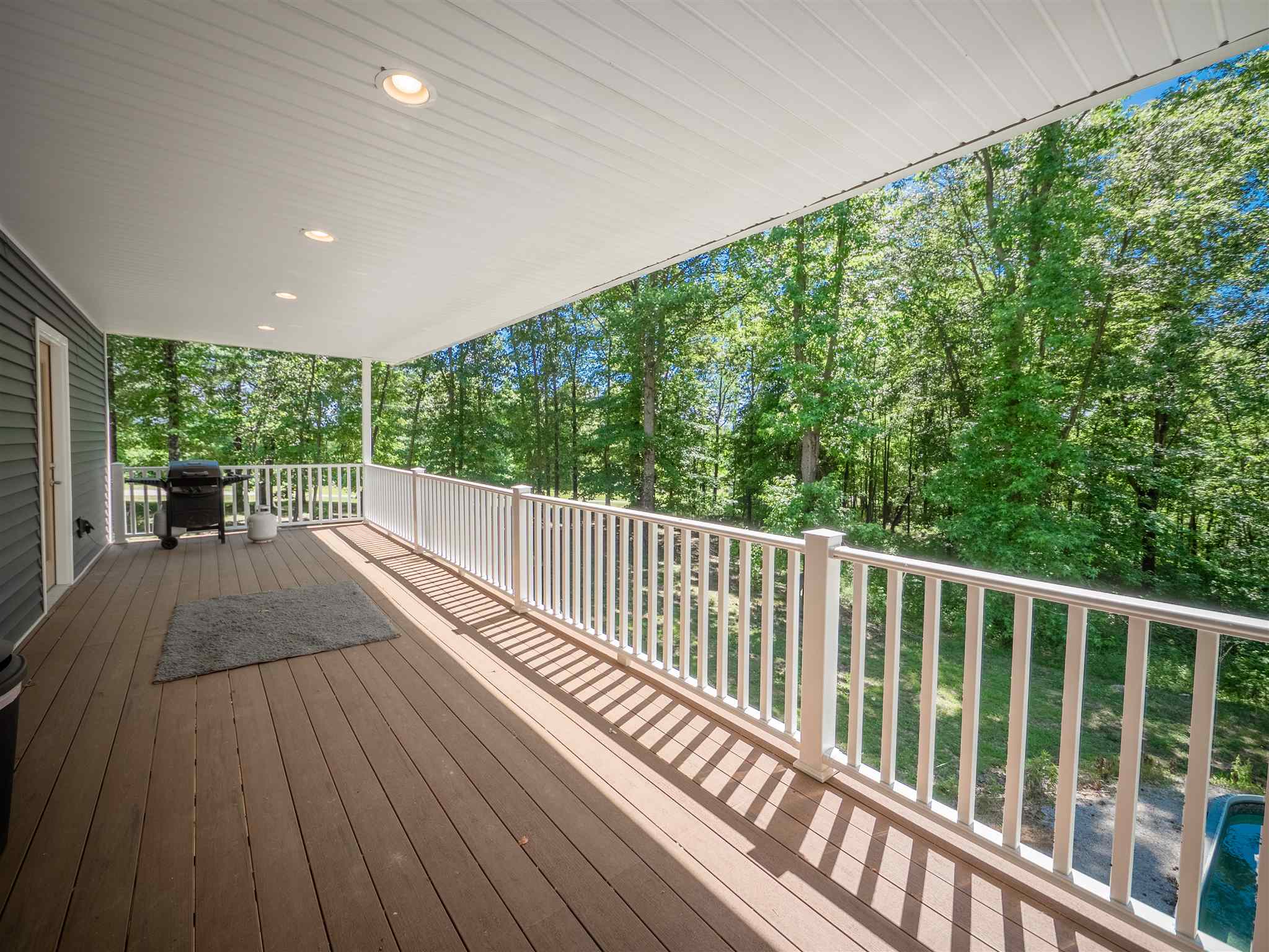 2526 West Division Road Petersburg, IN 47567 - Photo 3 of 35 Gallery Image 3