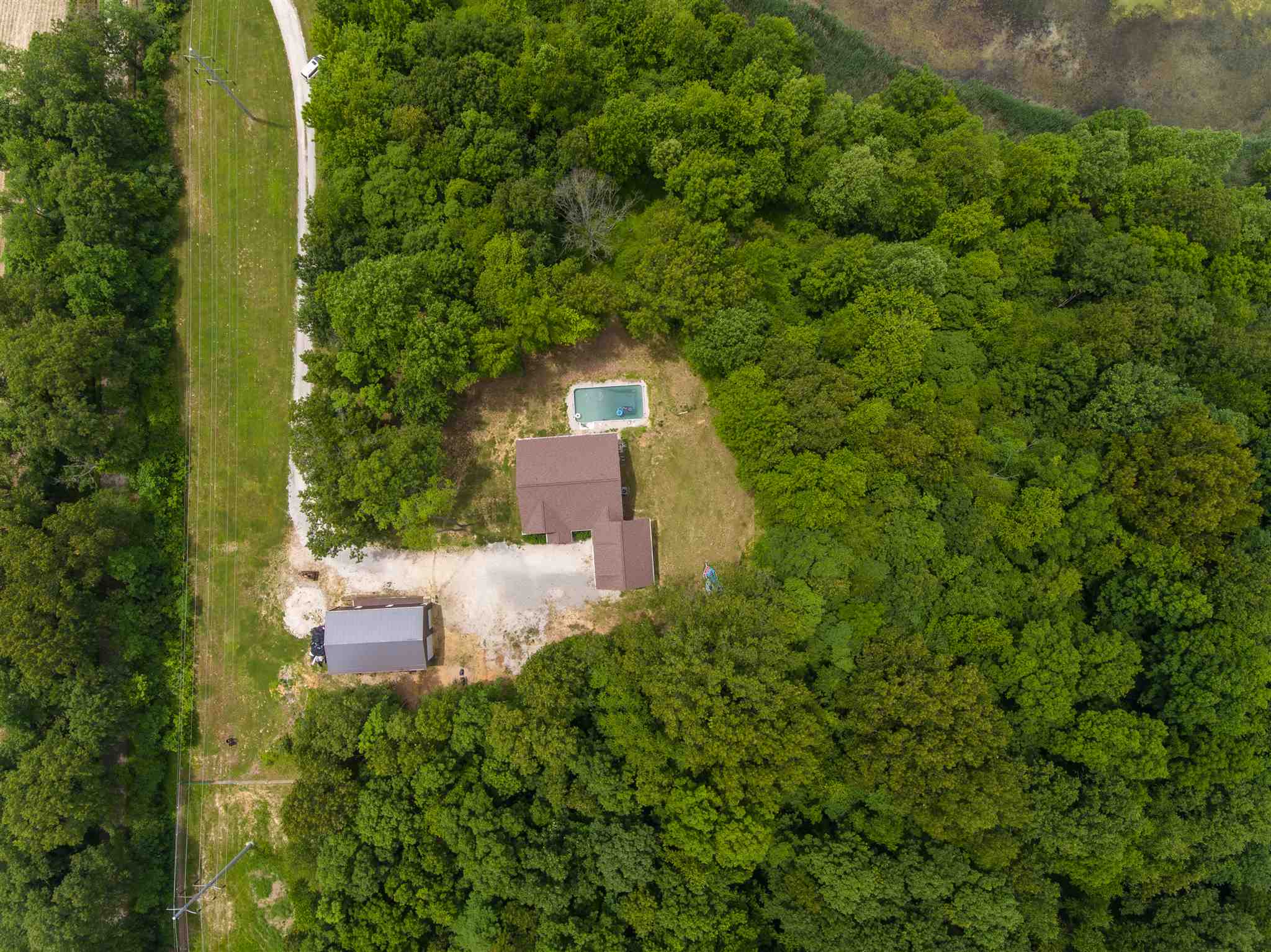 2526 West Division Road Petersburg, IN 47567 - Photo 32 of 35 Gallery Image 32