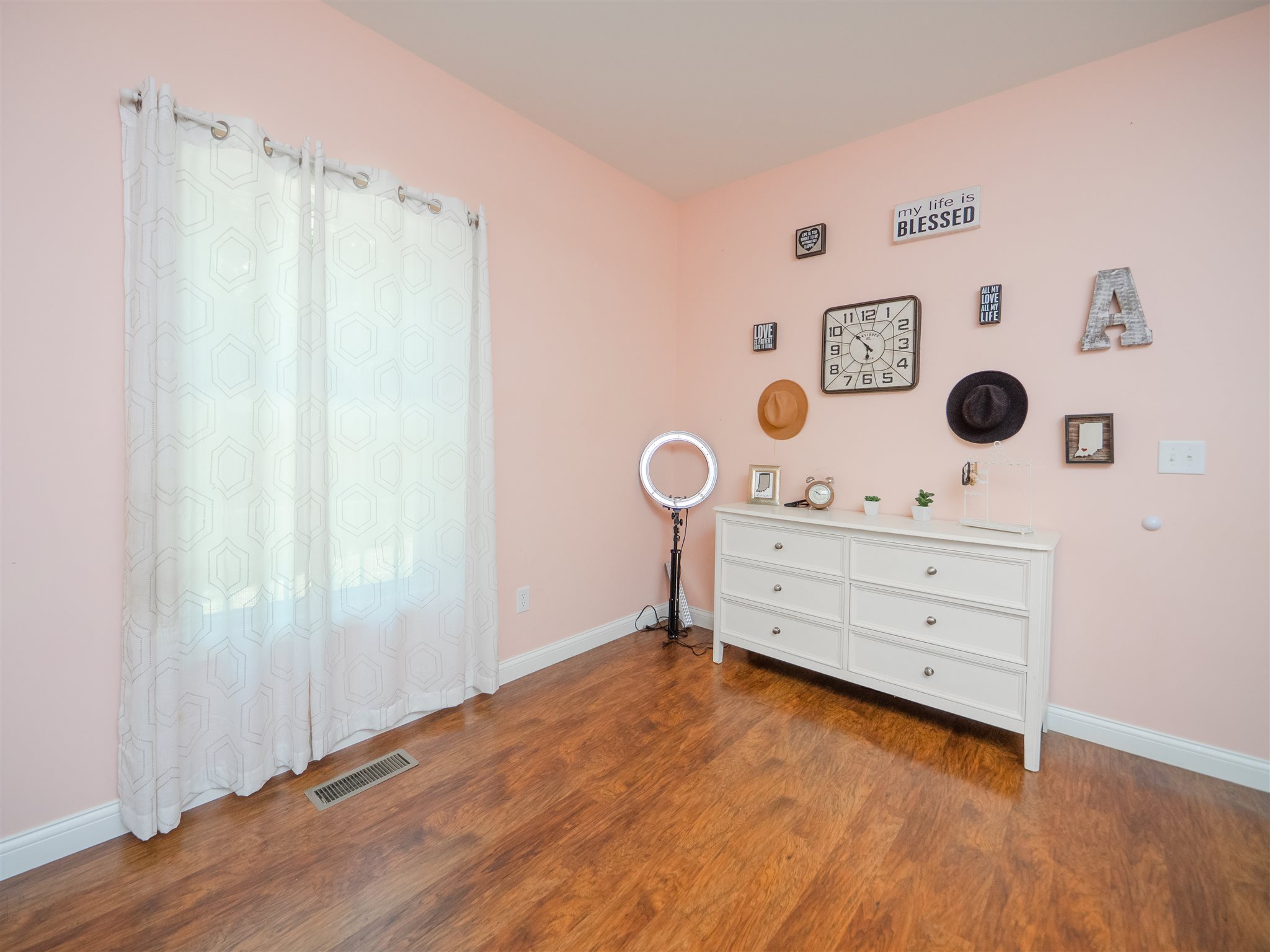 2526 West Division Road Petersburg, IN 47567 - Photo 8 of 35 Gallery Image 8