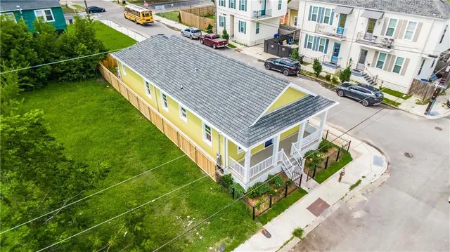 $265,000 | 1301 South Saratoga Street, New Orleans, LA 70113