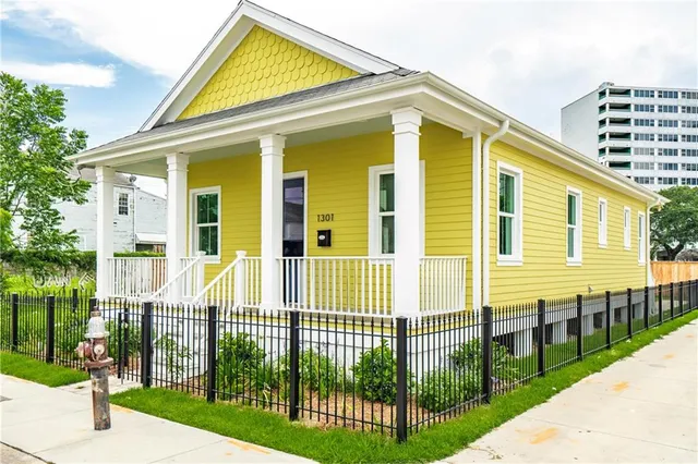 $265,000 | 1301 South Saratoga Street, New Orleans, LA 70113