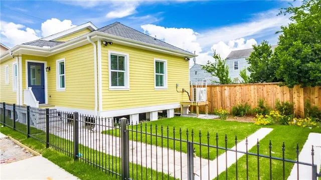 $265,000 | 1301 South Saratoga Street, New Orleans, LA 70113