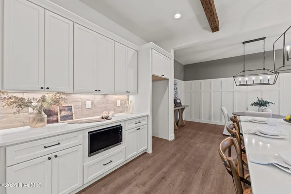 $929,000 | 195 Sugar Sand Lane, West End, NC 27376