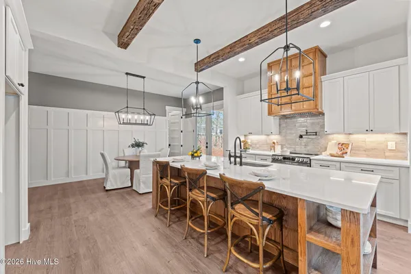 $929,000 | 195 Sugar Sand Lane, West End, NC 27376