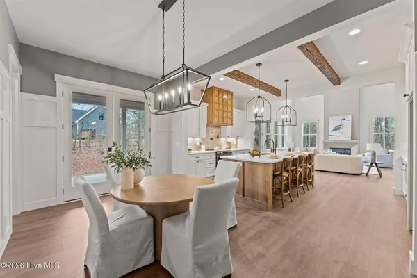 $929,000 | 195 Sugar Sand Lane, West End, NC 27376