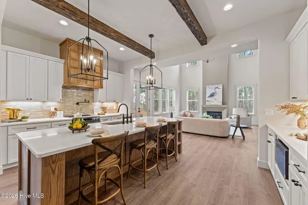 $929,000 | 195 Sugar Sand Lane, West End, NC 27376