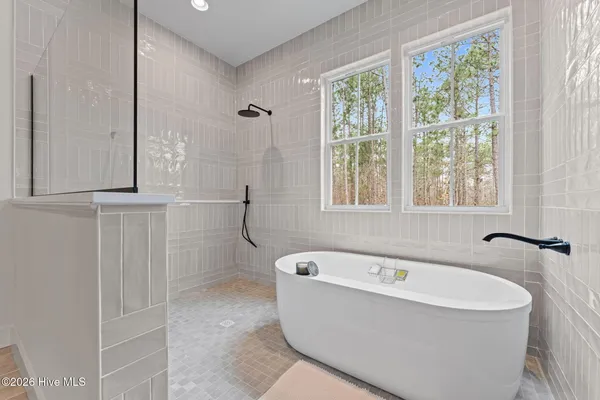 $929,000 | 195 Sugar Sand Lane, West End, NC 27376