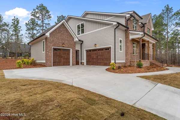 $929,000 | 195 Sugar Sand Lane, West End, NC 27376
