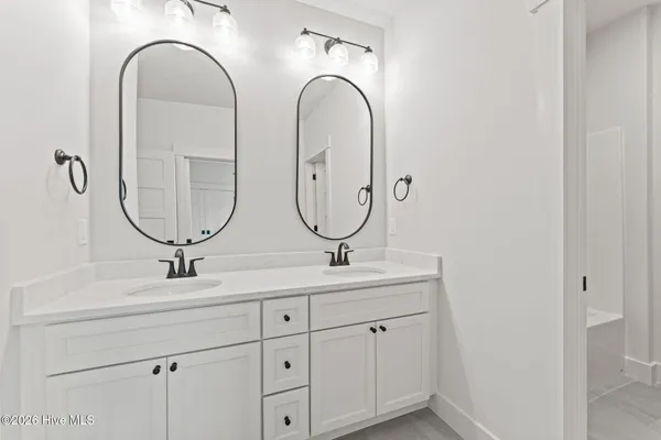 $929,000 | 195 Sugar Sand Lane, West End, NC 27376