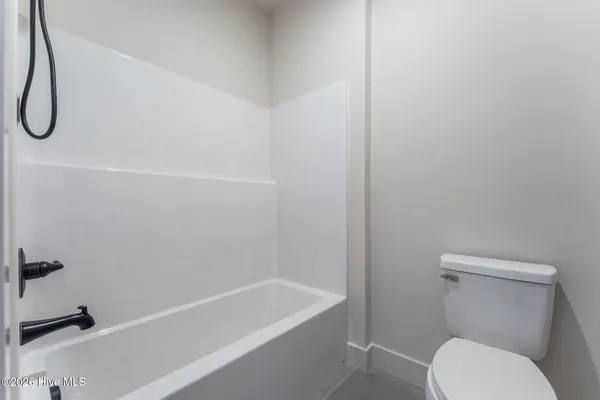 $929,000 | 195 Sugar Sand Lane, West End, NC 27376