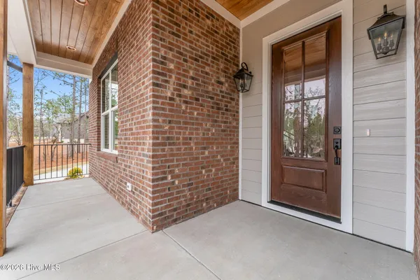 $929,000 | 195 Sugar Sand Lane, West End, NC 27376