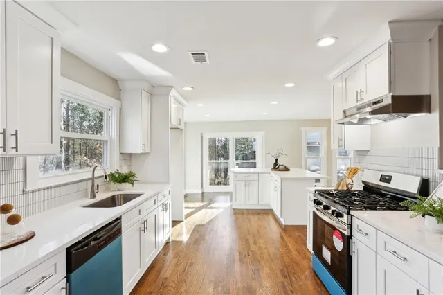 $625,000 | 645 Trailmore Place, Roswell, GA 30076