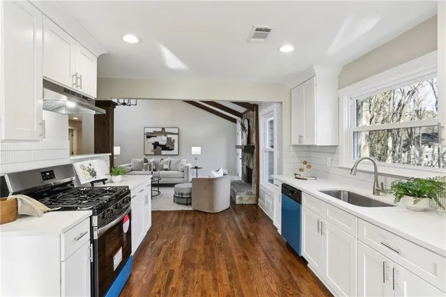 $625,000 | 645 Trailmore Place, Roswell, GA 30076