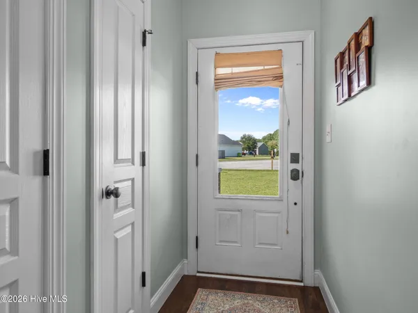 $2,000 | 305 Battery Park Court, Swansboro, NC 28584
