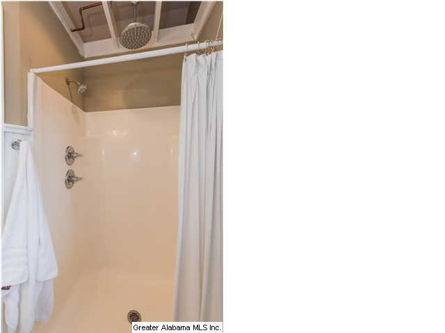2800 16th Place South Birmingham, AL 35209 - Photo 28 of 32