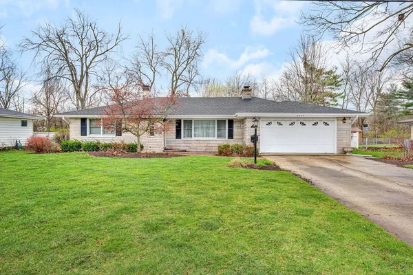 $399,000 | 2434 Erskine Road, Joliet, IL 60433