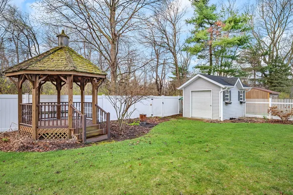 $399,000 | 2434 Erskine Road, Joliet, IL 60433
