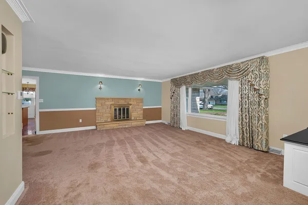$399,000 | 2434 Erskine Road, Joliet, IL 60433