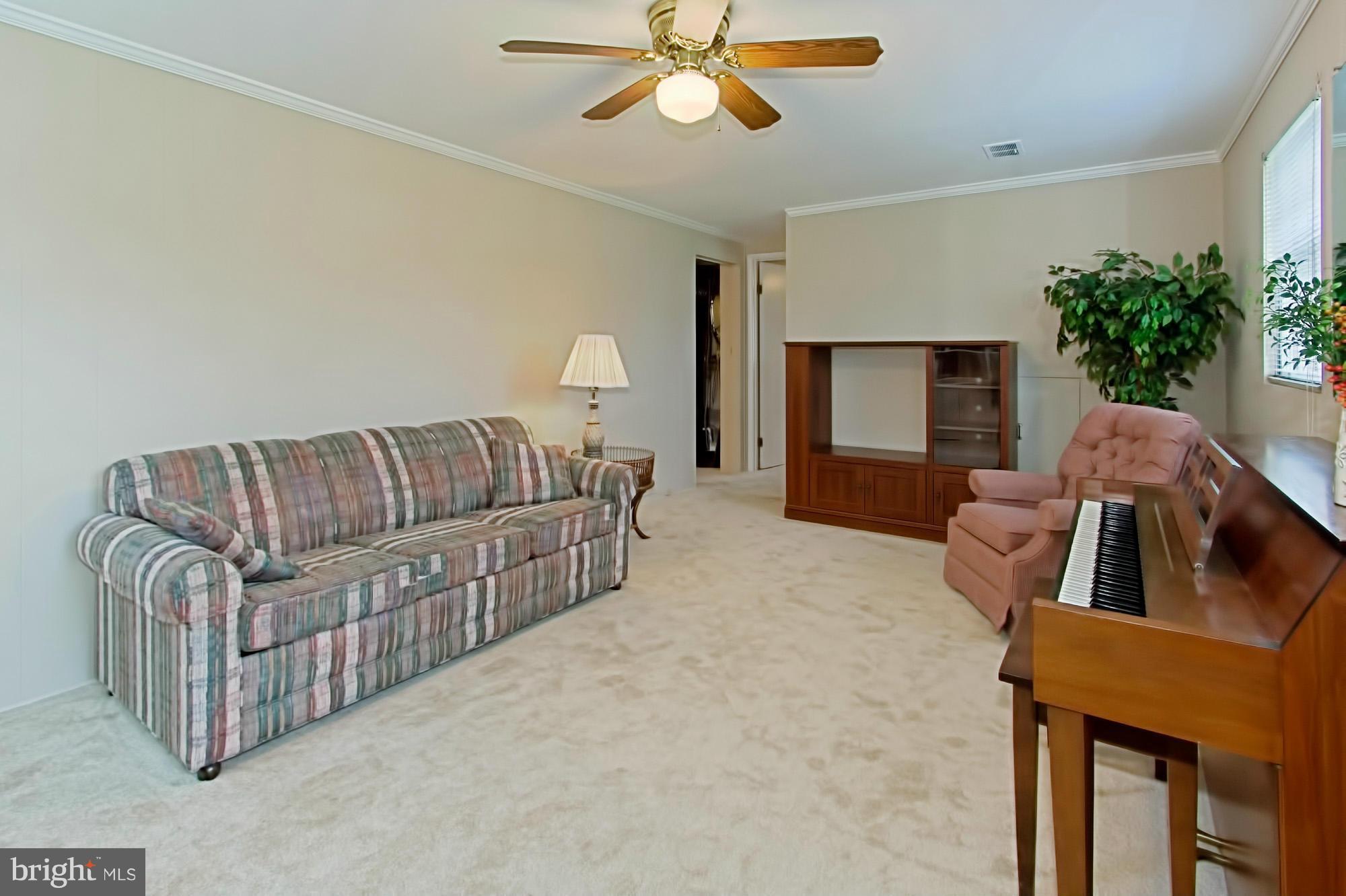 8010 Brompton Street Springfield, VA 22152 - Photo 18 of 30 Family Room