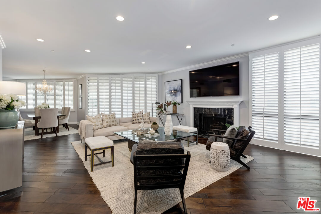 300 North Swall Dr Unit 455