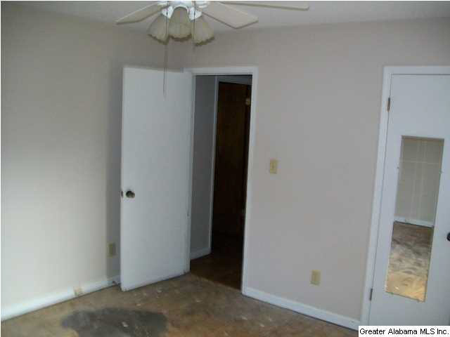 2215 Oak Ridge Circle Birmingham, AL 35226 - Photo 19 of 32