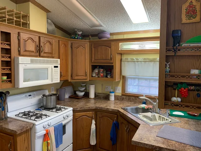 $69,500 | 21-211 Woodhaven, Sublette, IL 61367