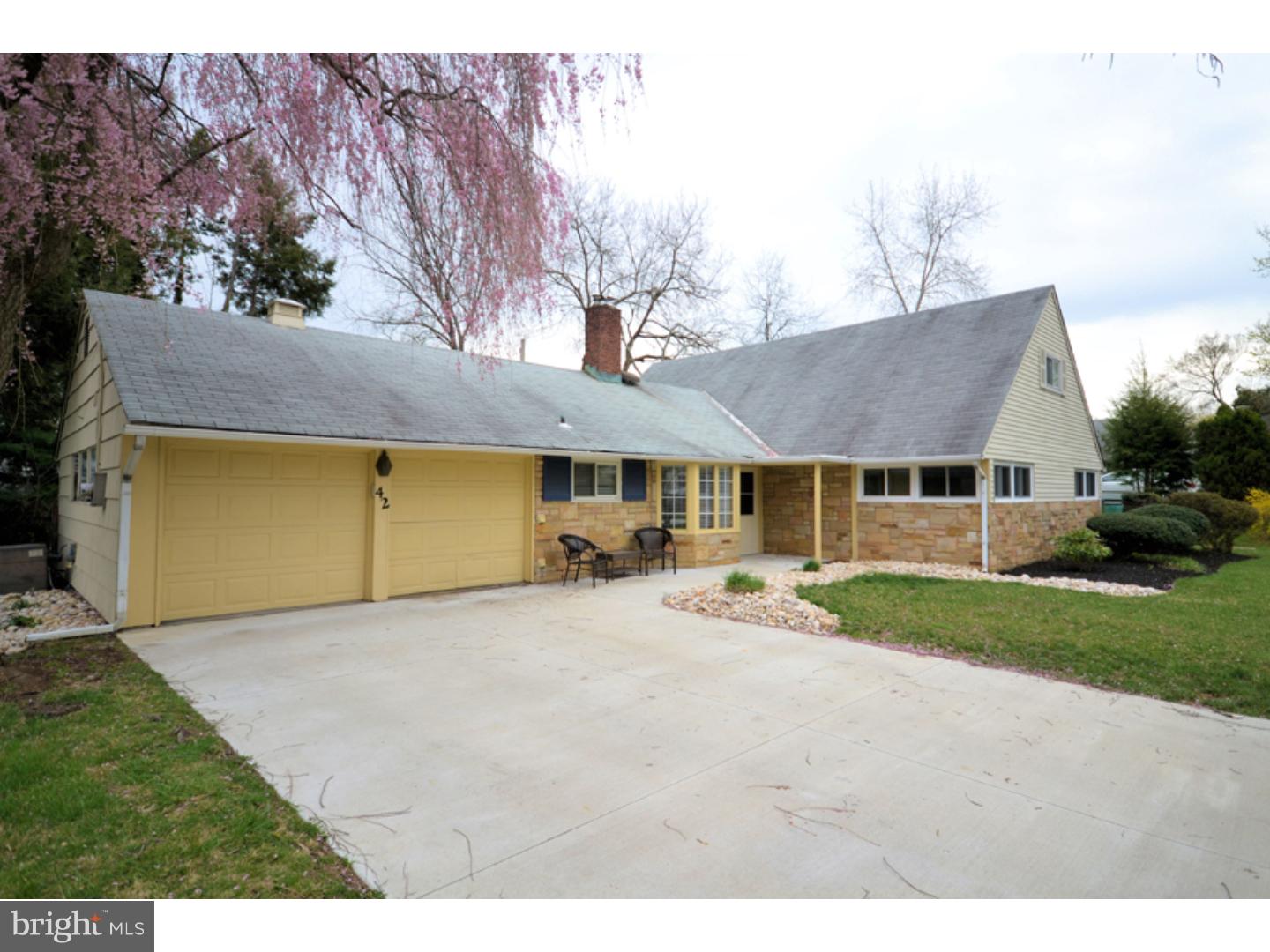 42 Firebush Road Levittown, PA 19056 - Photo 1 of 25