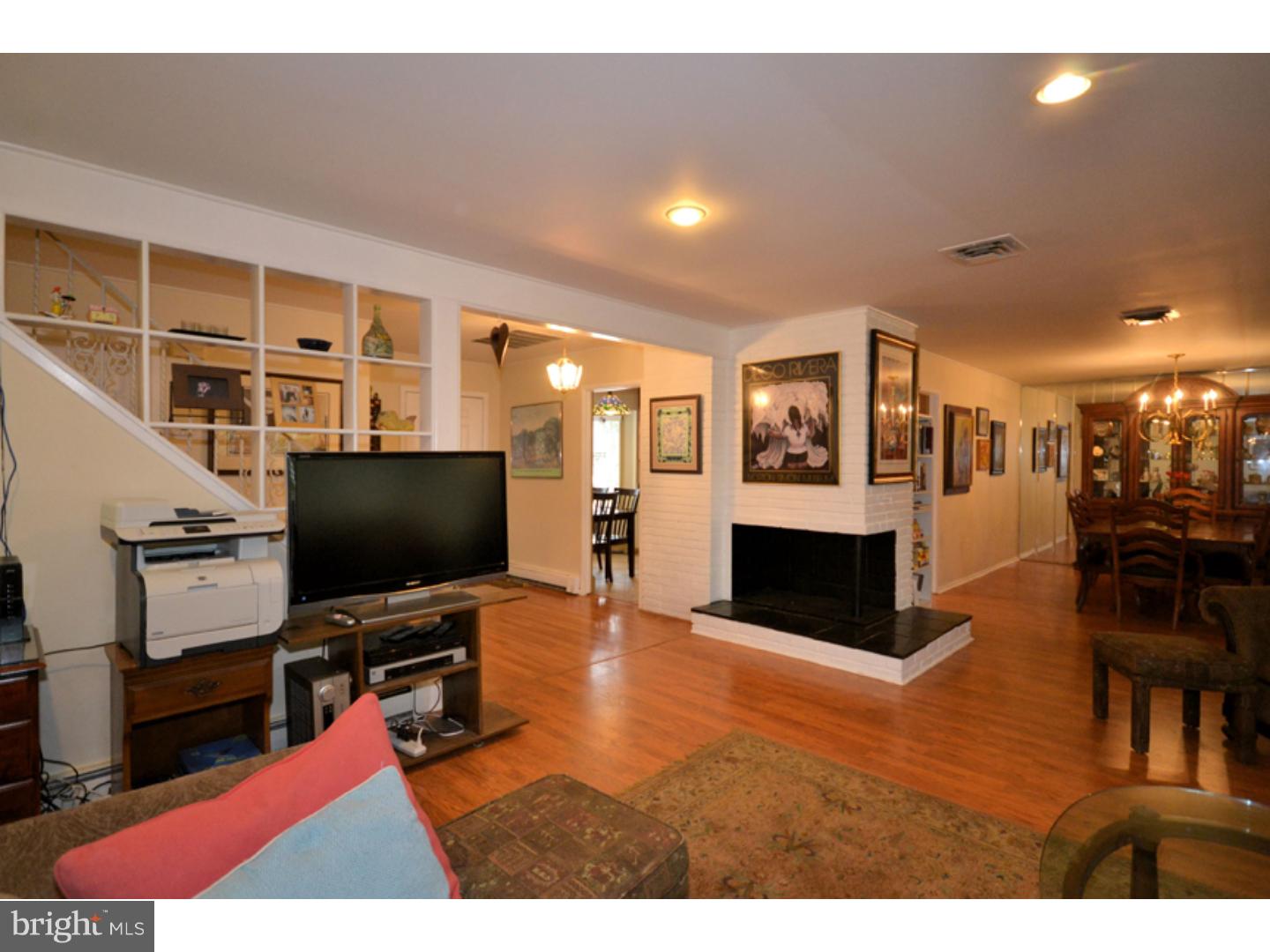 42 Firebush Road Levittown, PA 19056 - Photo 5 of 25