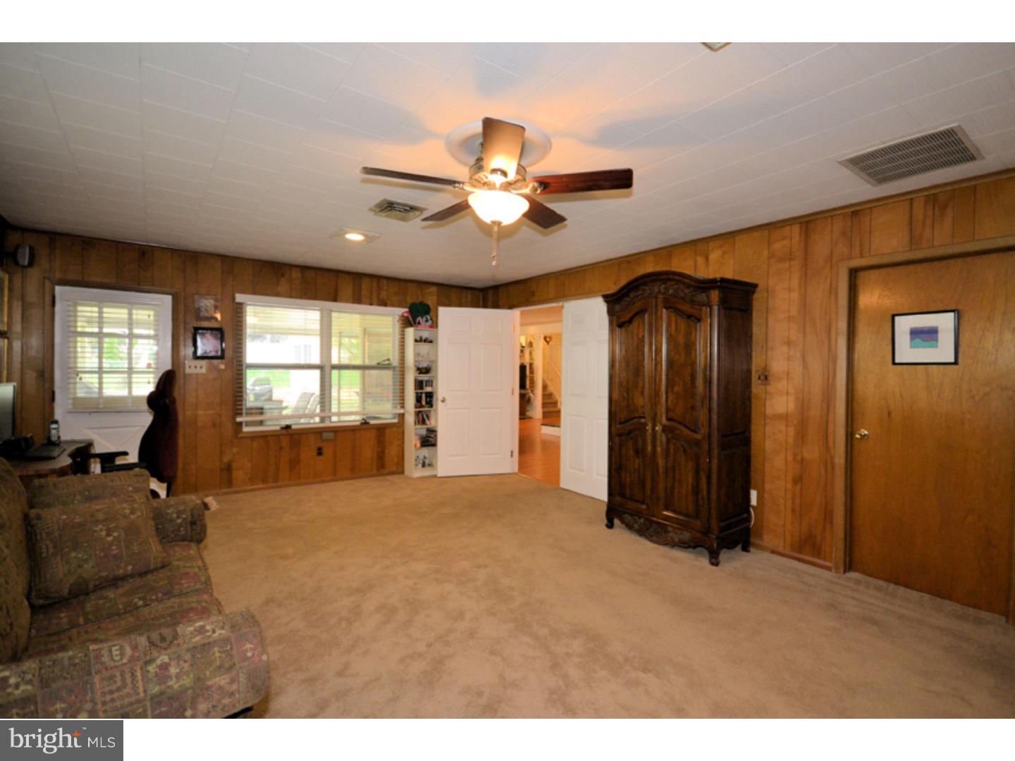 42 Firebush Road Levittown, PA 19056 - Photo 8 of 25
