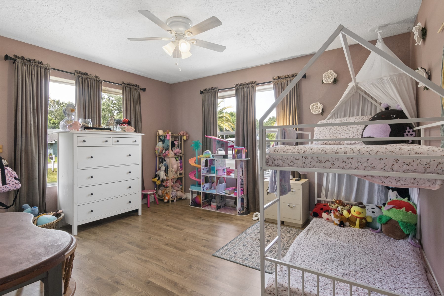 8205 Arrowhead Lane Houston, TX 77075 - Photo 14 of 17 third room