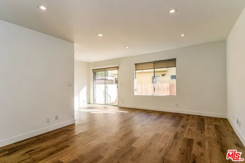 $3,950 | 610 North Orlando Avenue, Unit 306, West Hollywood, CA 90048