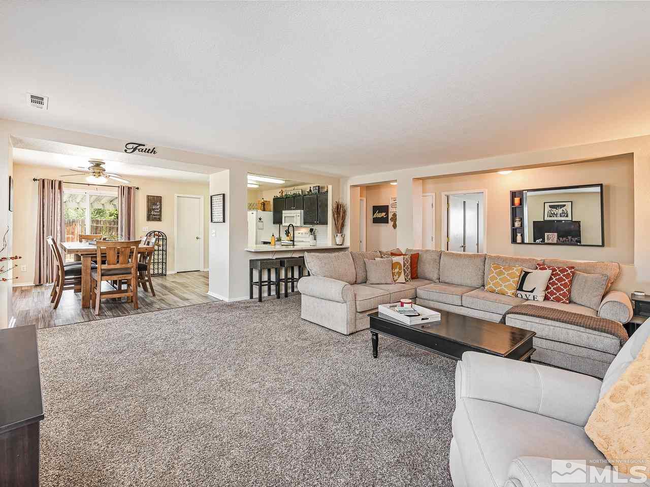 9603 Autumn Leaf Way Reno, NV 89506 - Photo 3 of 16 Photo 3