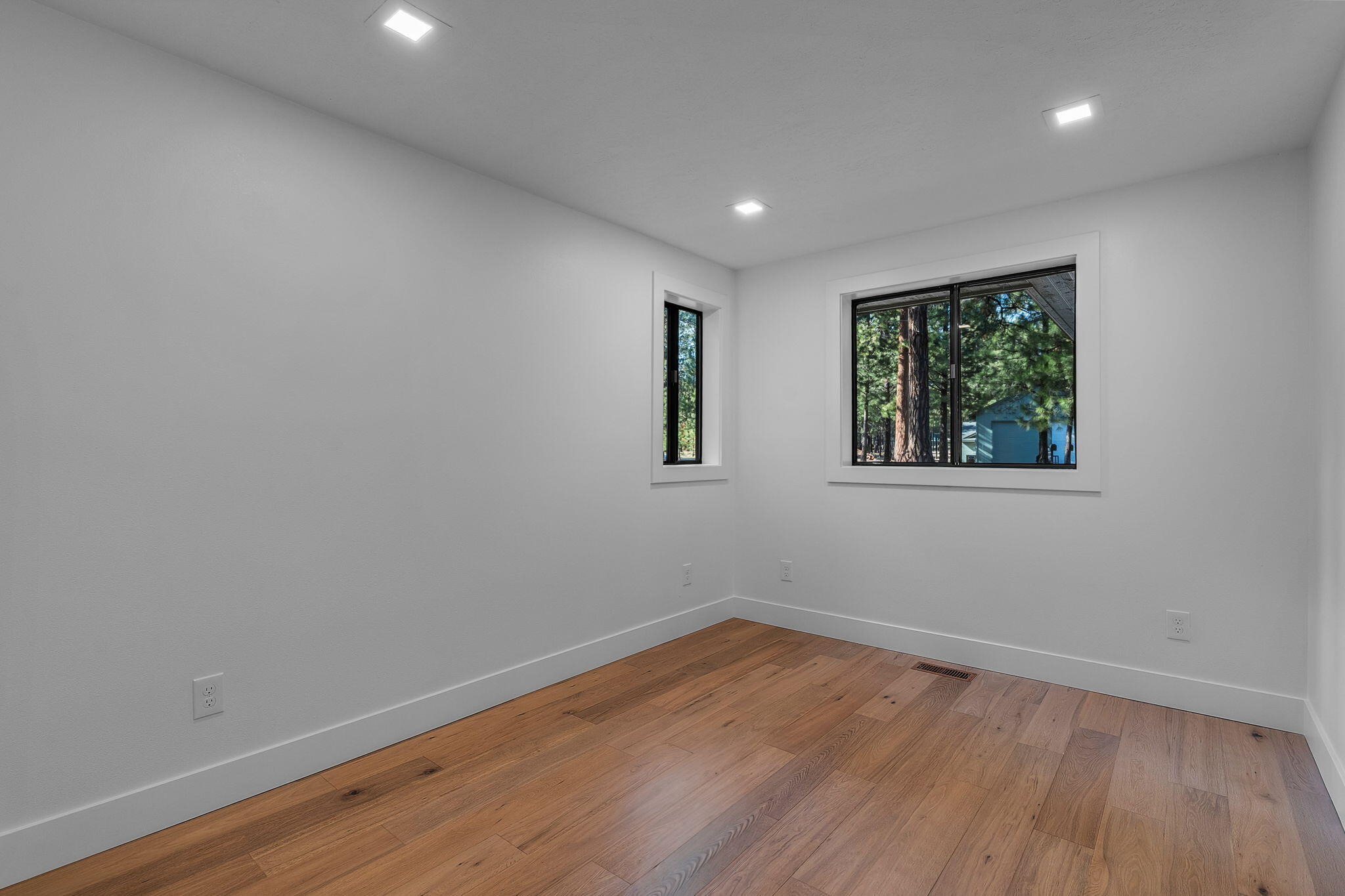 14455 Crossroads Loop Sisters, OR 97759 - Photo 25 of 37