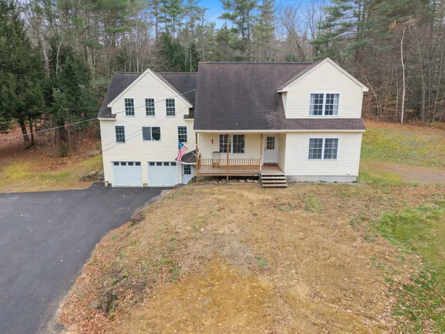 $779,000 | 19 Meadow Lark Lane, Epsom, NH 03234