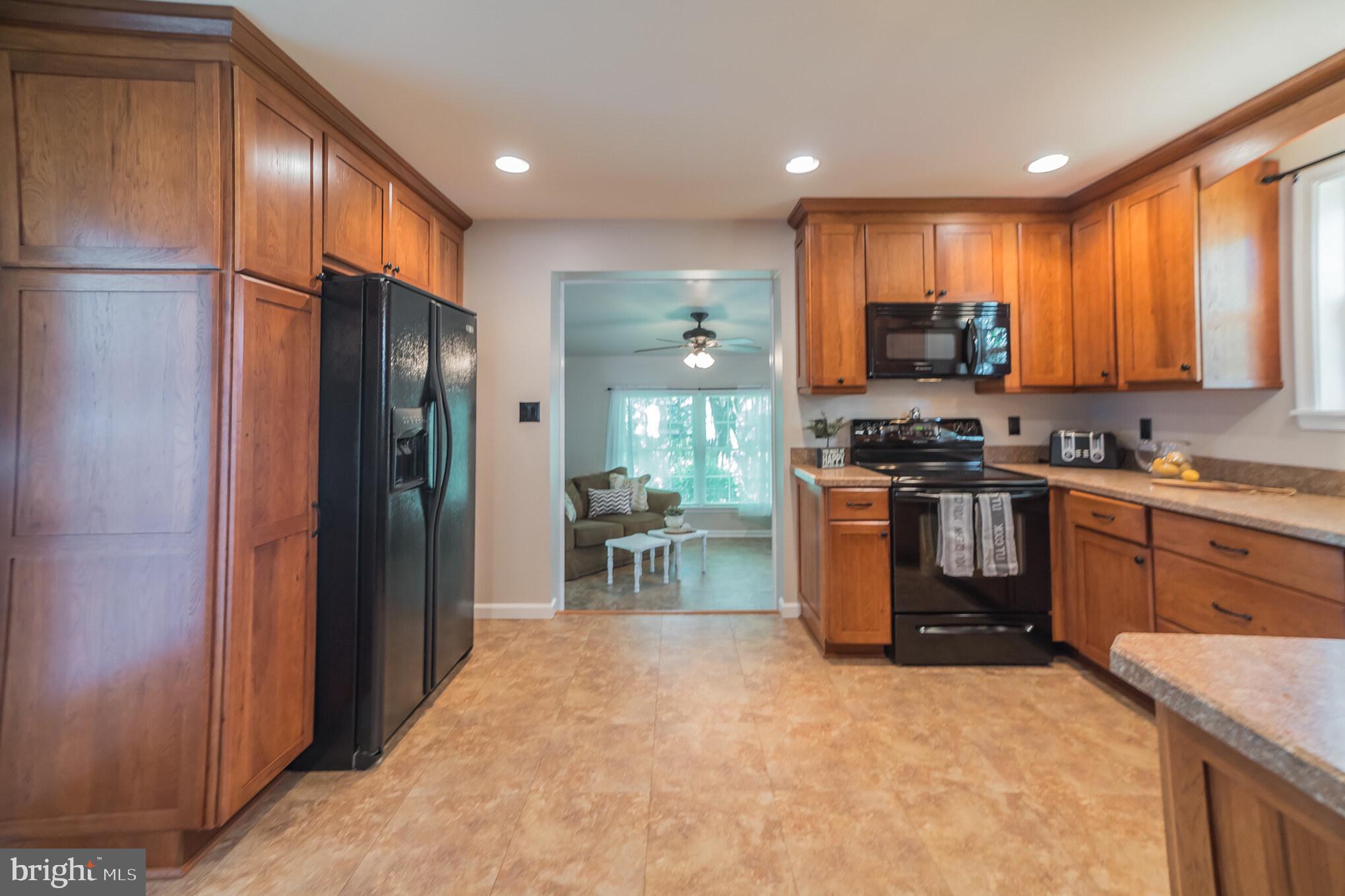 117 Ambler Road Cherry Hill, NJ 08002 - Photo 9 of 30 Gallery Image 9