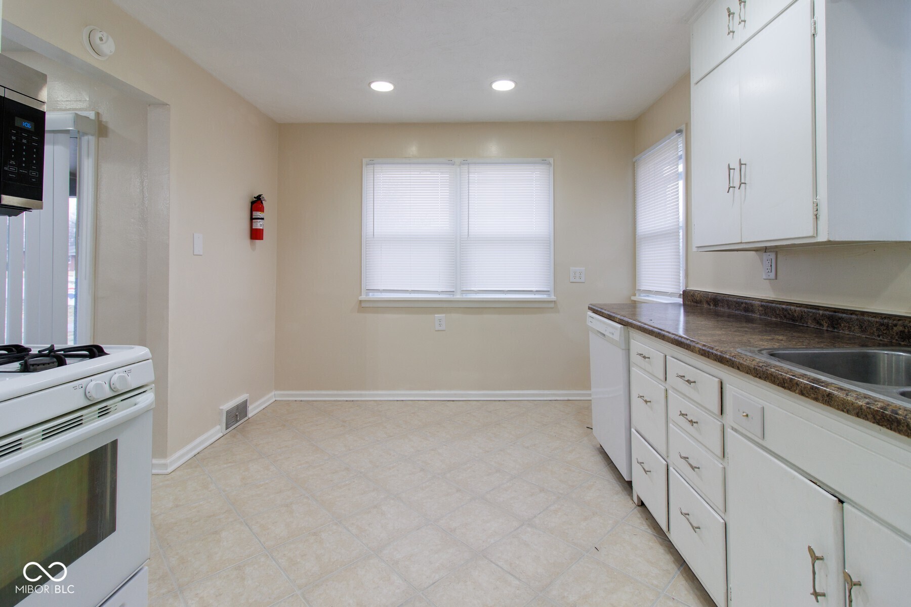 630 Chester Street Anderson, IN 46012 - Photo 14 of 16