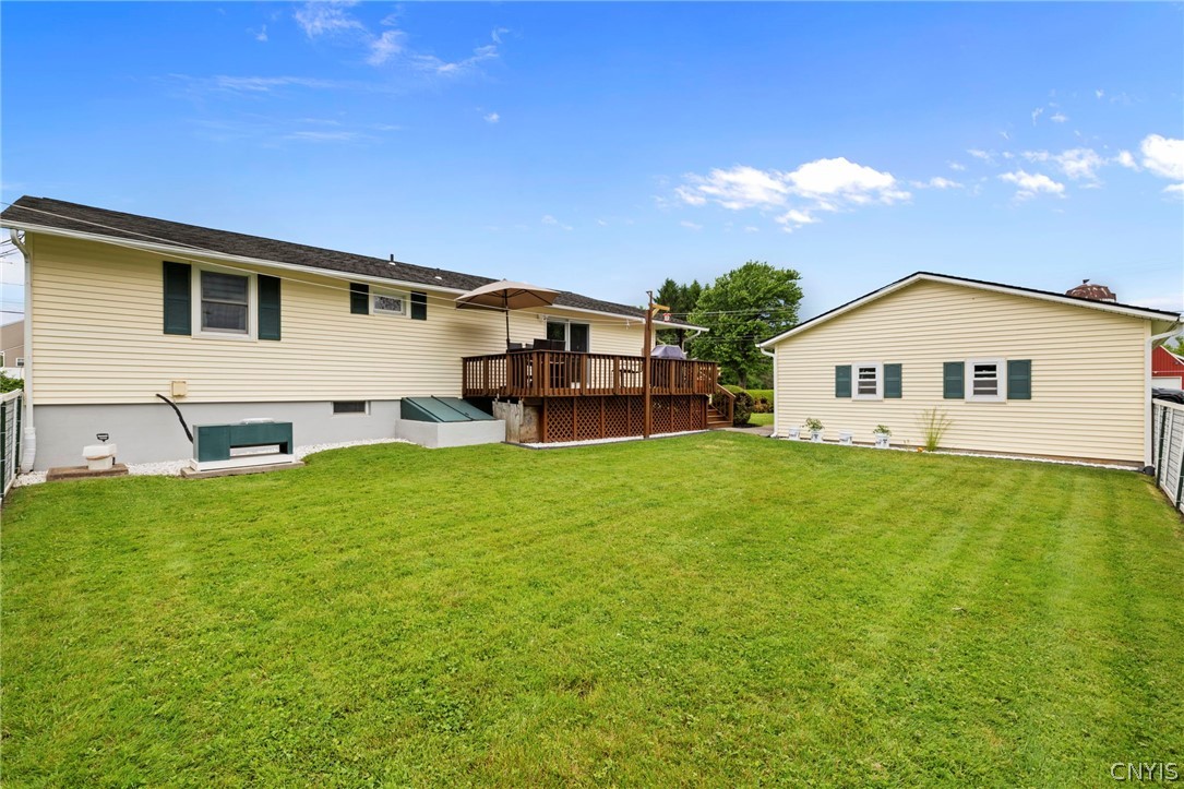 1092 Jewett Road Skaneateles, NY 13152 - Photo 5 of 42