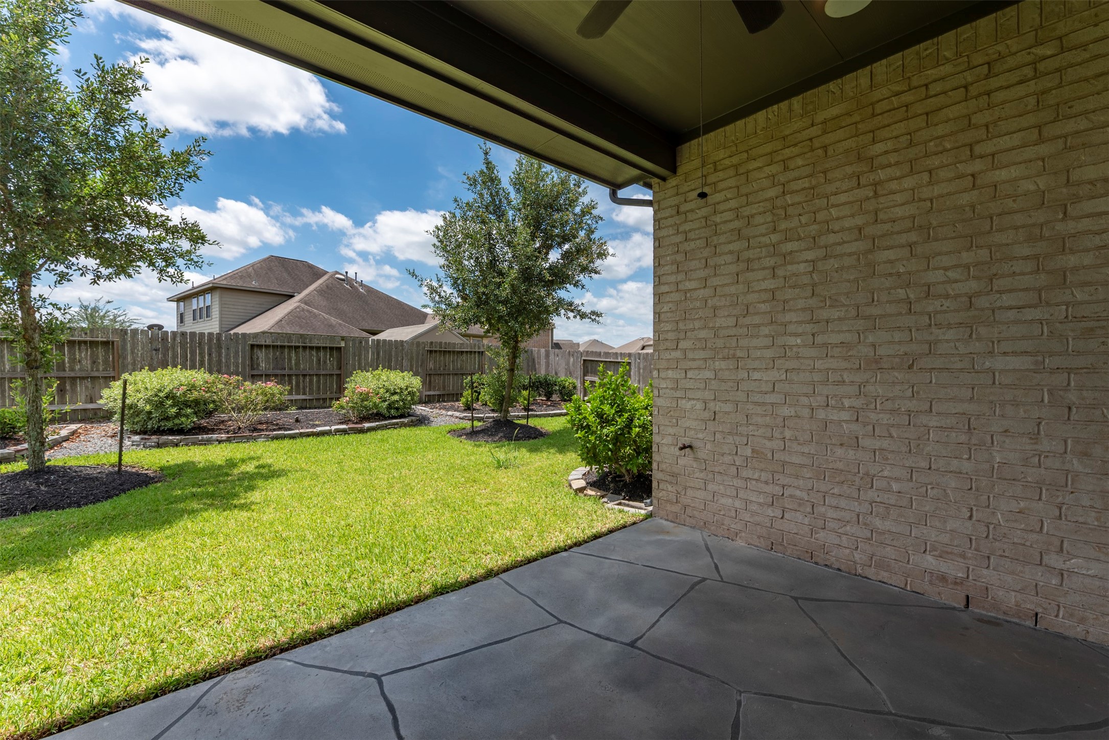 4802 Gingerwood Trace Lane Rosharon, TX 77583 - Photo 38 of 43 Covered back patio