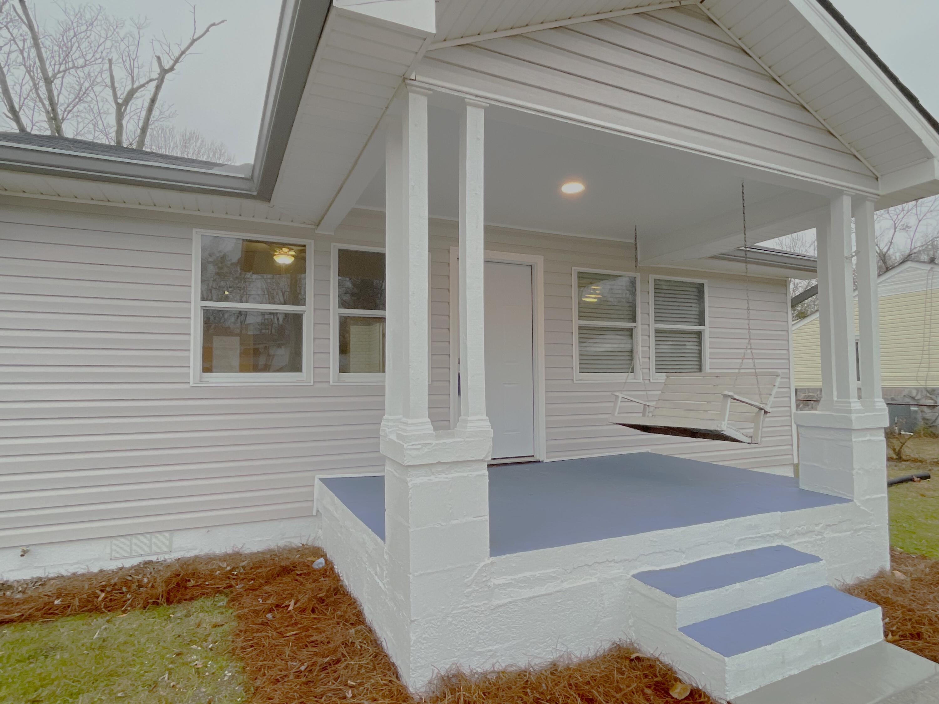 1519 Wilson Road Rossville, GA 30741 - Photo 2 of 19 IMG-9362