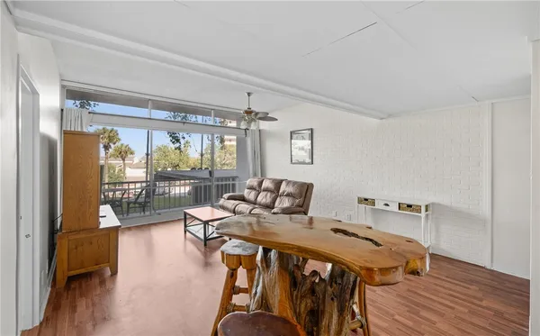 $1,500 | 4600 Ocean Drive, Corpus Christi, TX 78412