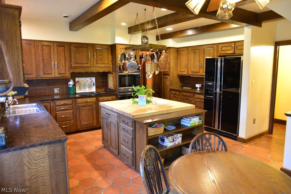 1652 Burbank Road Wooster, OH 44691 - Photo 11 of 35 Gallery Image 11