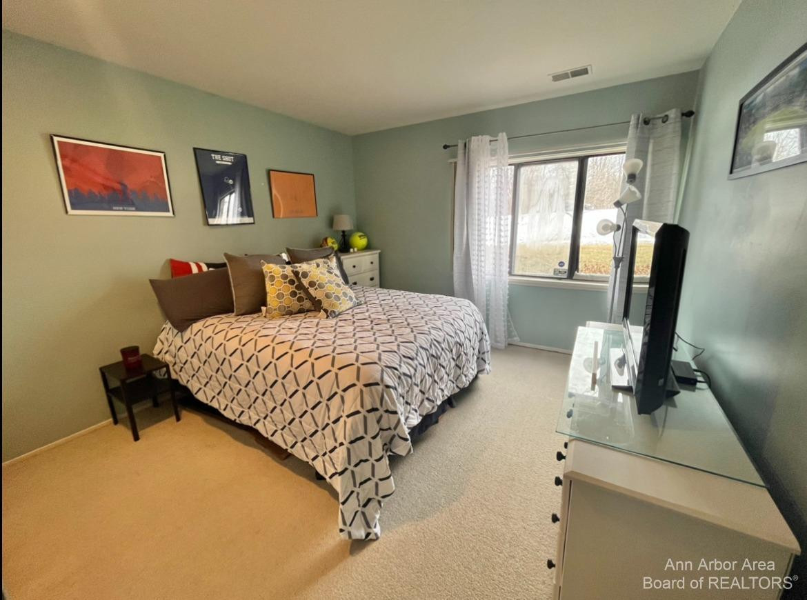 1325 South Maple Road Ann Arbor, MI 48103 - Photo 17 of 29 Photo 17